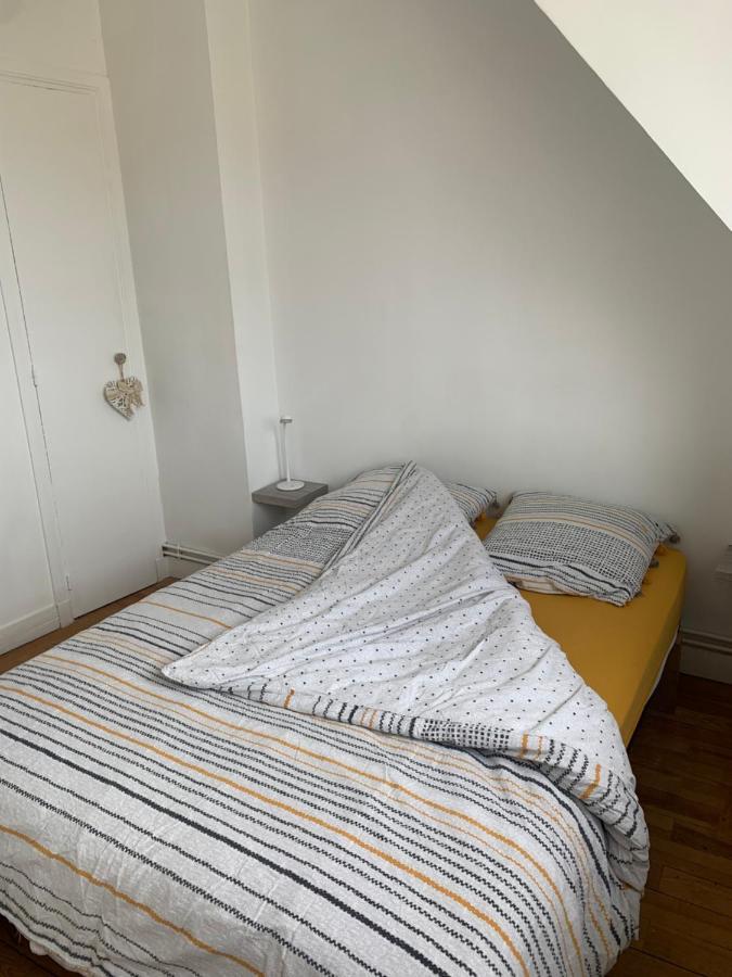 Le Logis De La Marina Apartment Calais Bagian luar foto